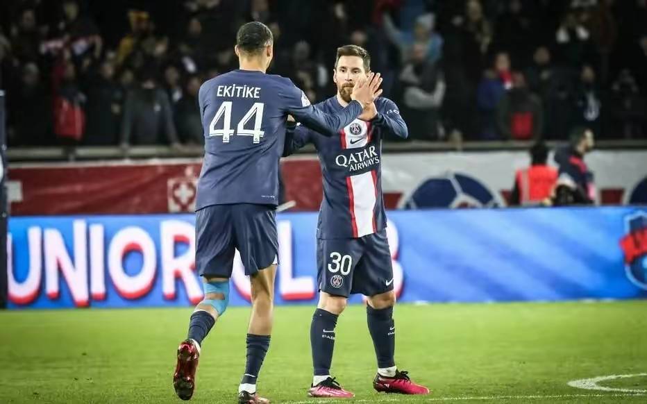 7500万欧！利物浦豪赌23岁神锋：德甲三叉戟成型，球迷炸锅：他能接班萨拉赫？